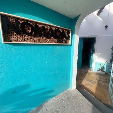 Nomadas Hostel 라파스 외부 사진