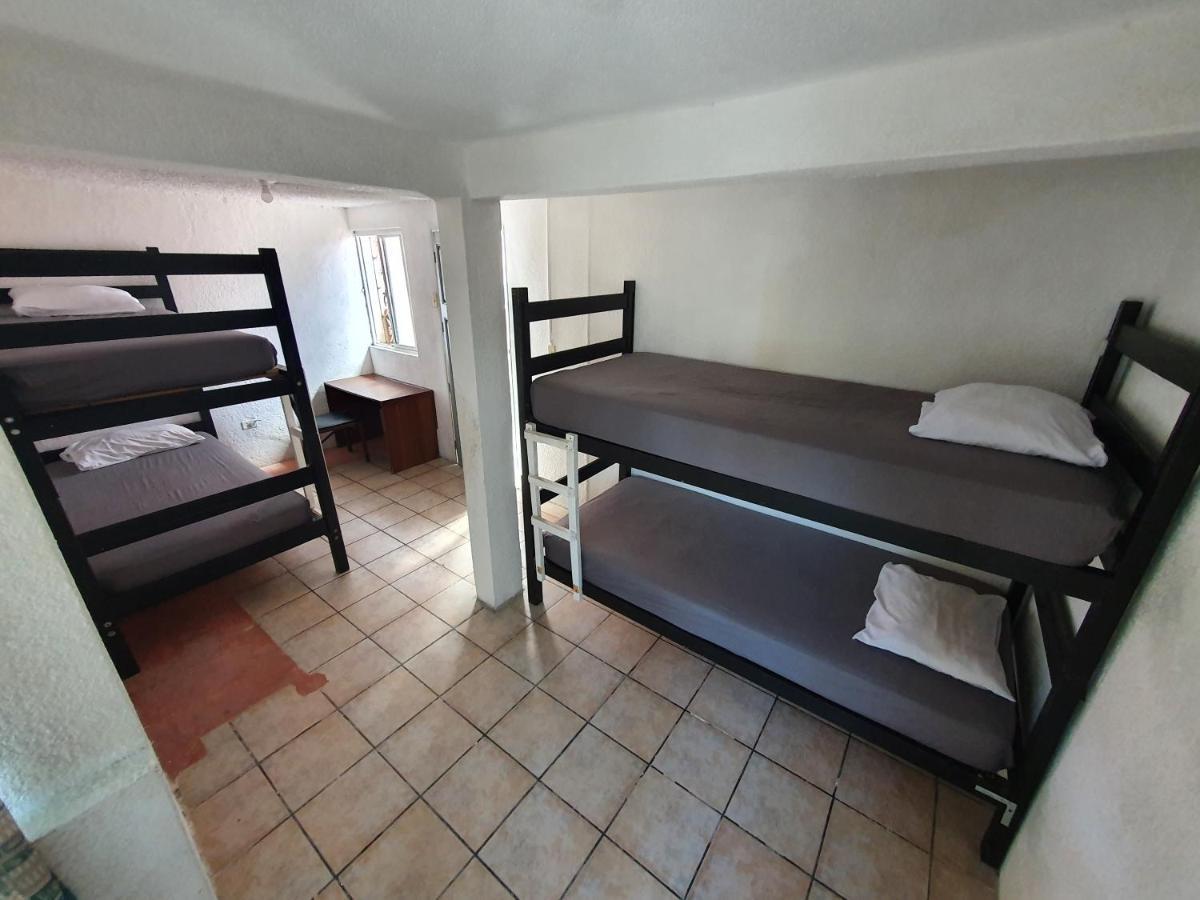 Nomadas Hostel 라파스 외부 사진