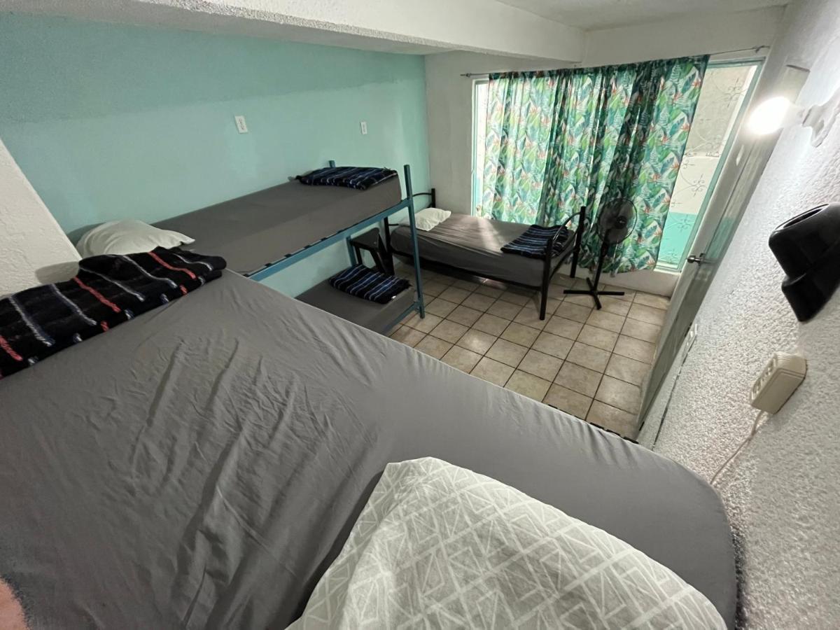 Nomadas Hostel 라파스 외부 사진
