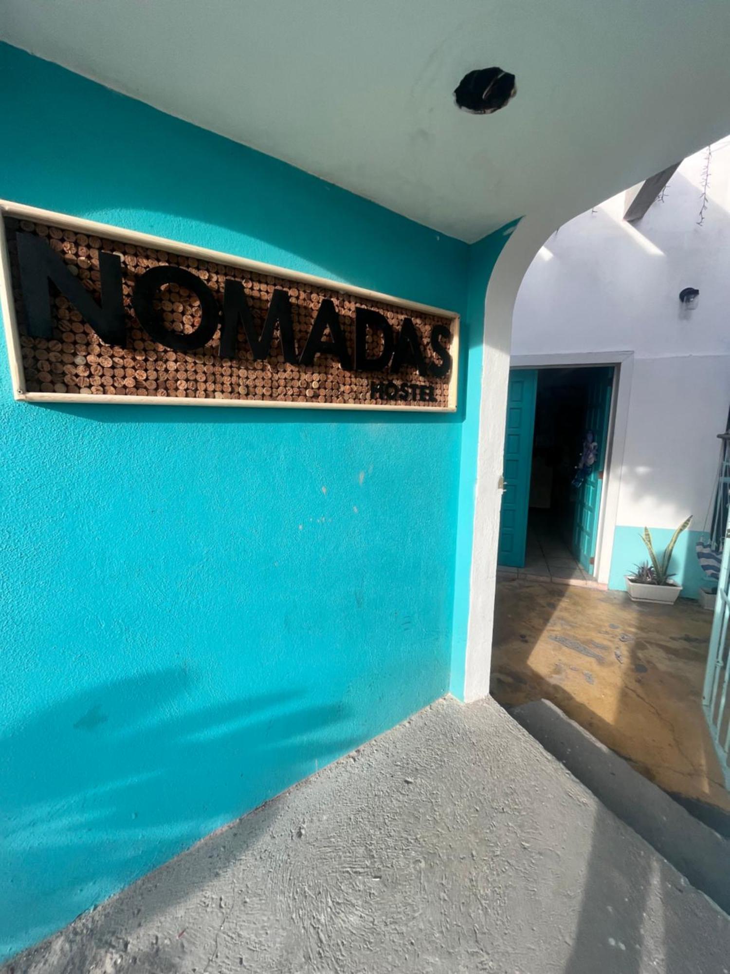 Nomadas Hostel 라파스 외부 사진